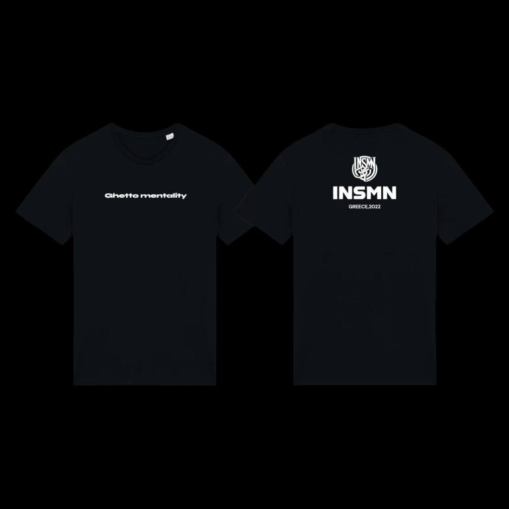 Μαύρη κοντομάνικη μπλούζα με στάμπα Ghetto Mentality μπροστά και λογότυπο INSMN.