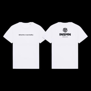 Λευκή κοντομάνικη μπλούζα με στάμπα Ghetto Mentality μπροστά και λογότυπο INSMN πίσω.